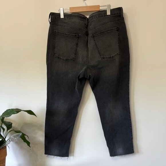 Old Navy Women Gray Distressed Ankle Cropped Jeans with Stretch Plus Size 14 - Picture 8 of 11